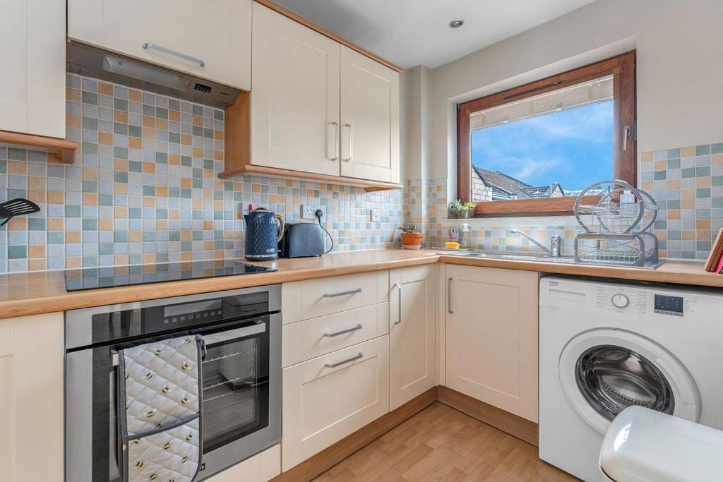 Guestready - Peaceful Retreat In Leith Apartment เอดินบะระ ภายนอก รูปภาพ
